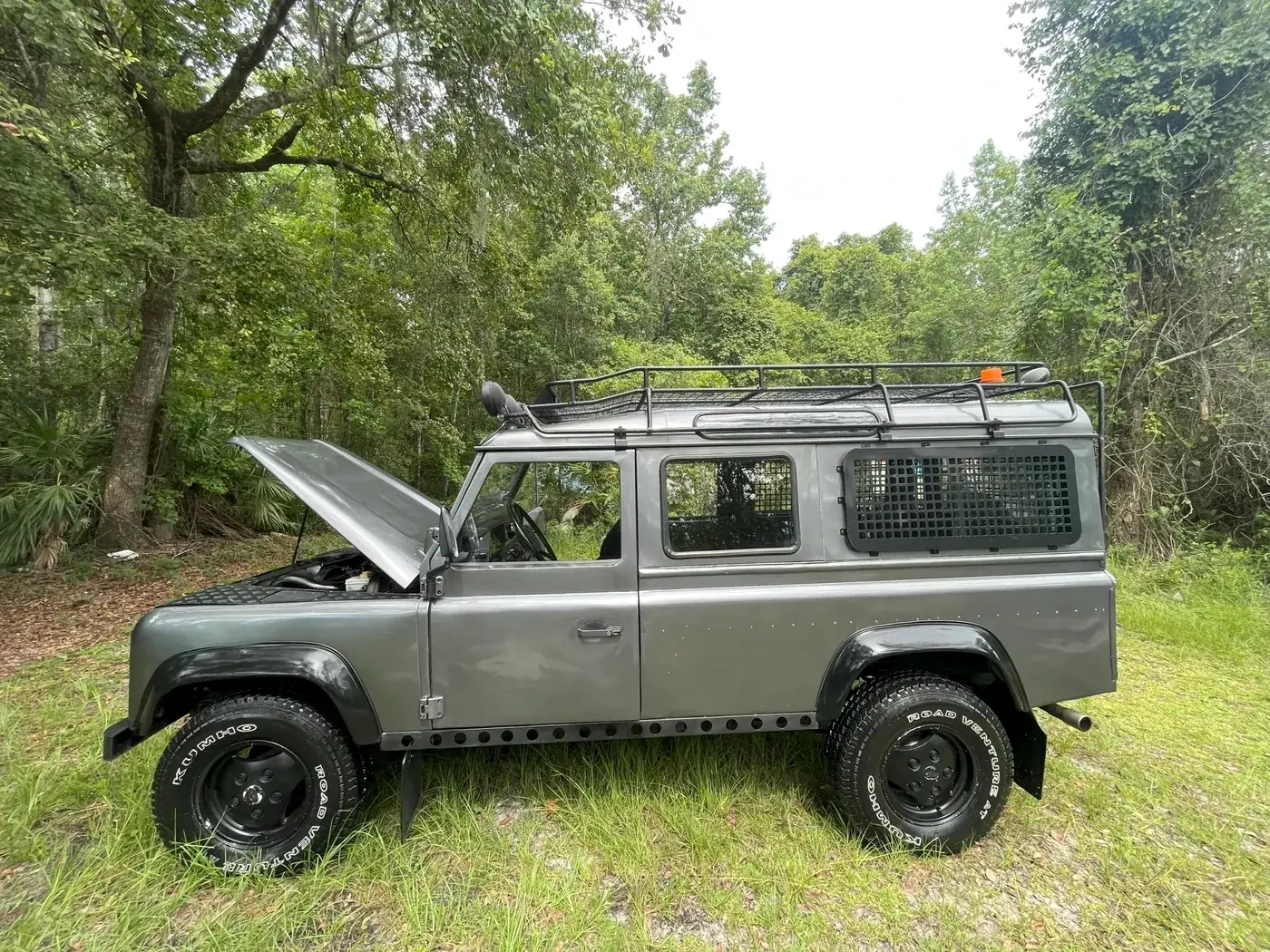 Land Rover Defender detailed on site